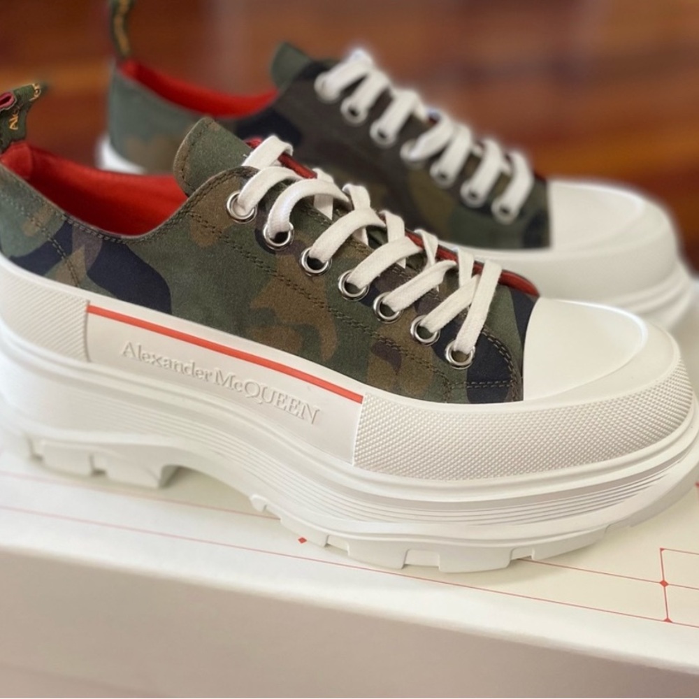 Alexander McQueen Tread Sneakers